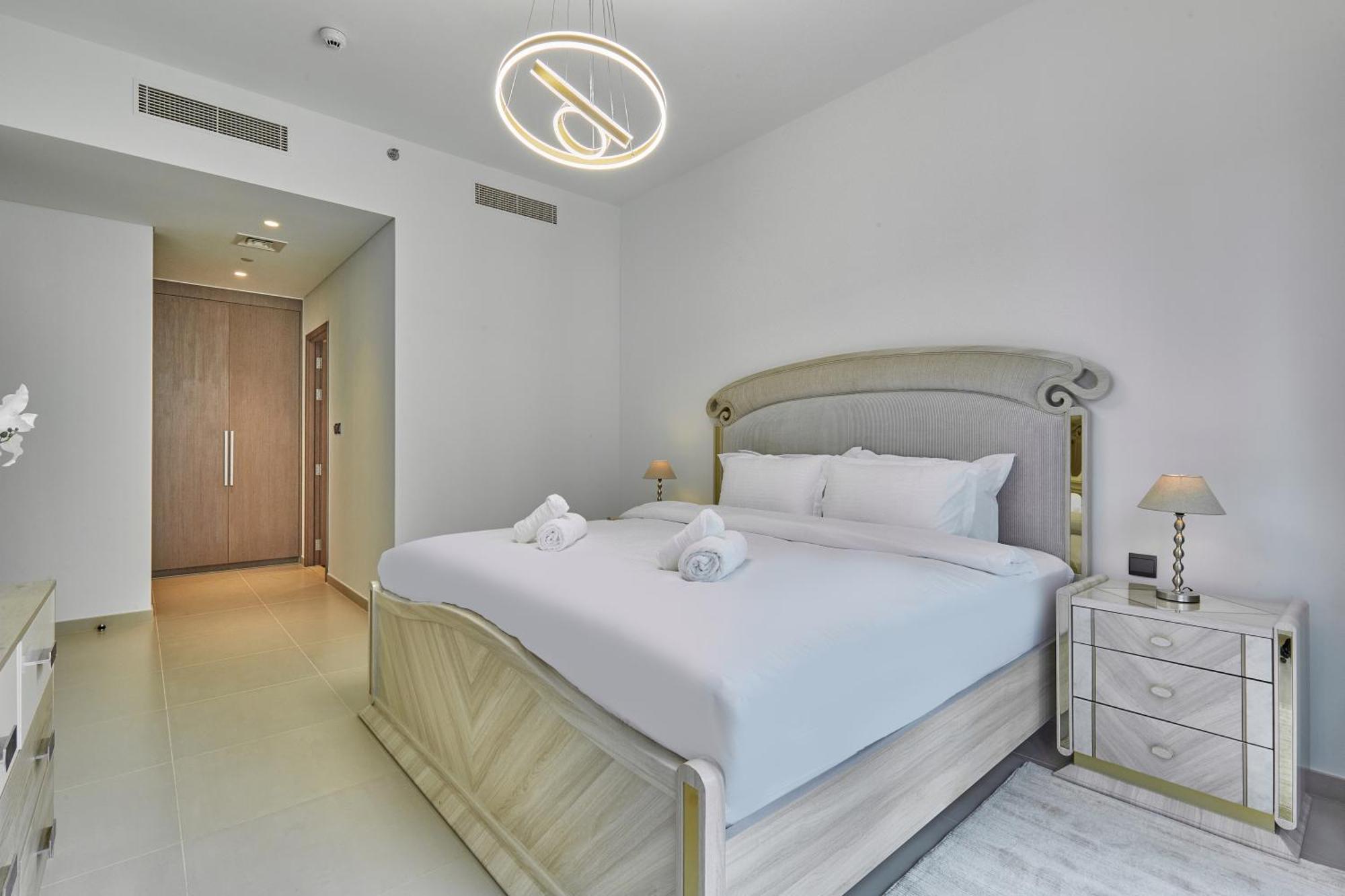 Apartment Majestic Act Two 2br- 27th Floor Burj Khalifa- Downtown